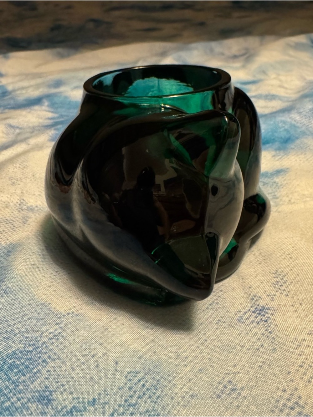 Indiana Glass Emerald Green Heavy Glass Sleeping Cat Votive Candle Holder - Picture 3 of 9